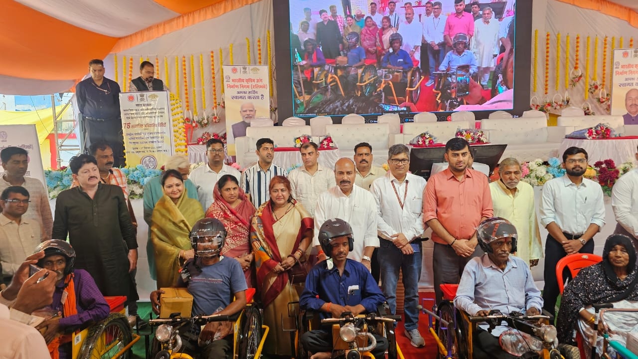 Photo Gallery of 75+ Samajik Adhikarita Shivir – Seva Parv