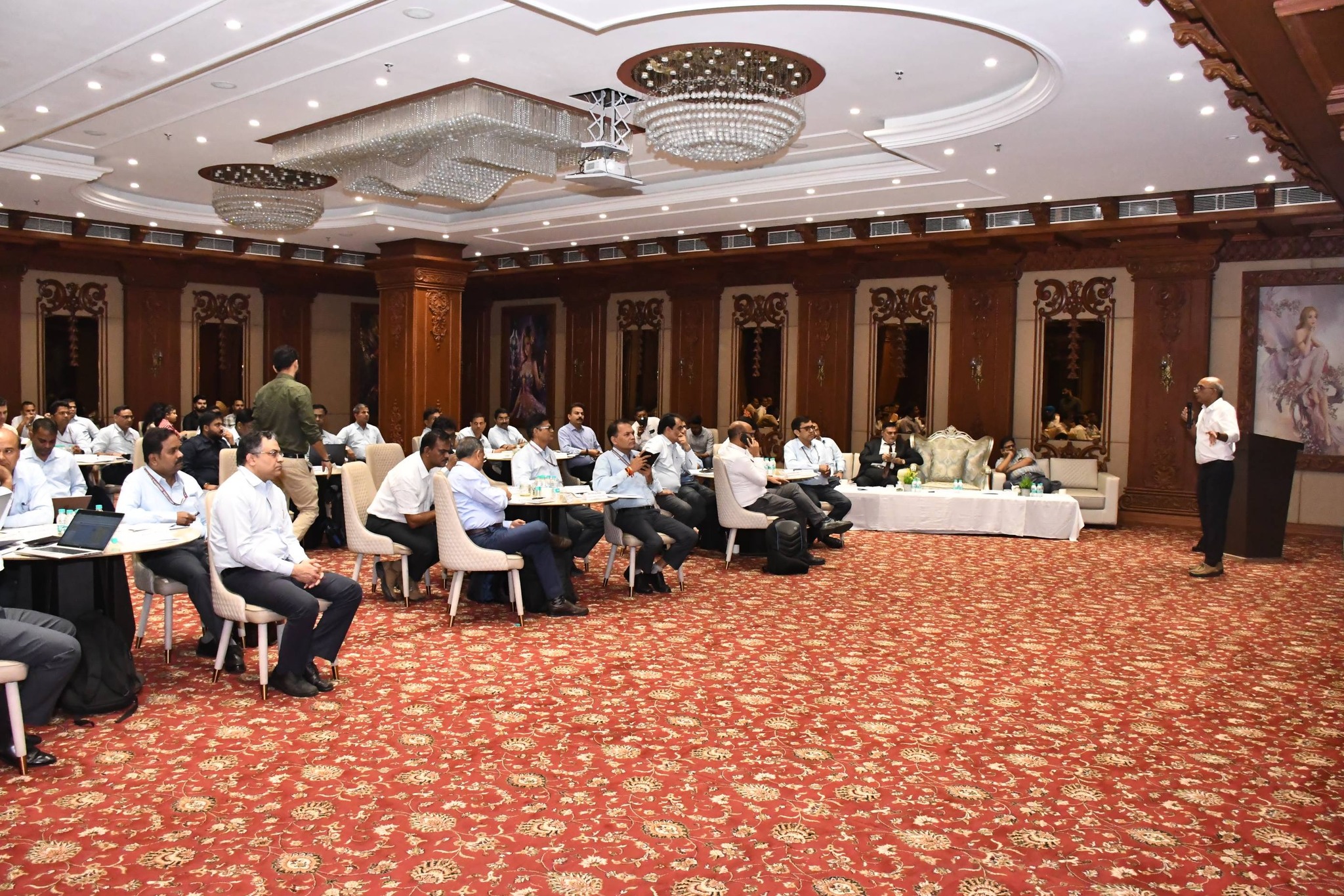 ALIMCO’s Annual Review Meeting was successfully held in Kanpur under the chairmanship of CMD Shri Praveen Kumar, setting the strategic direction for the upcoming year.