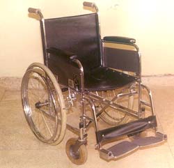 WHEEL CHAIR FOLDING (DELUXE) ADULT SIZE - HANS